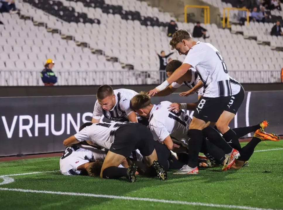 Collectibles x VfB Japan Tour